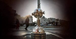 Taça da Libertadores no Obelisco