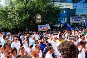 Protesto por um melhor atendimento em São João de Meriti