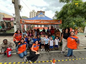 Defesa Civil realiza treinamento em escolas de Nova Iguaçu