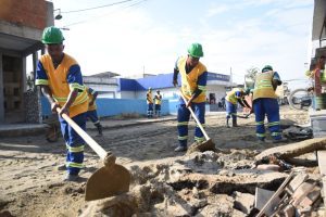 Obras em Mesquita